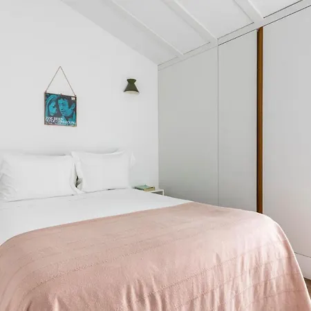 Plum Guide - Trade Wind Apartamento Lisboa